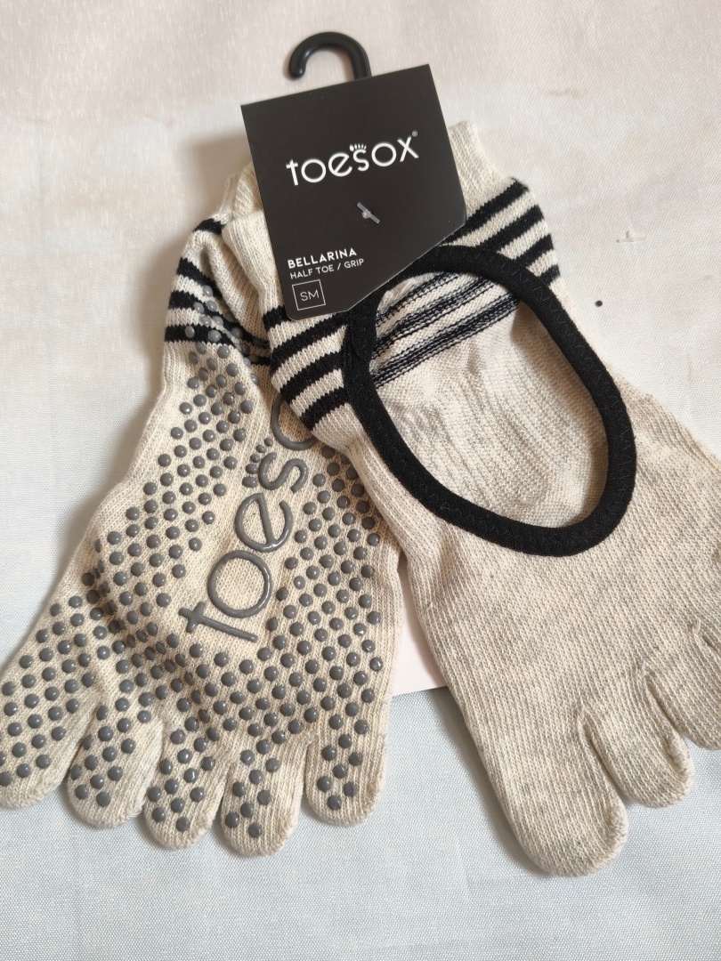 Toesox Yoga Five-Toe Socks Men - Medias Para Pilates Y Yoga 评论和价格