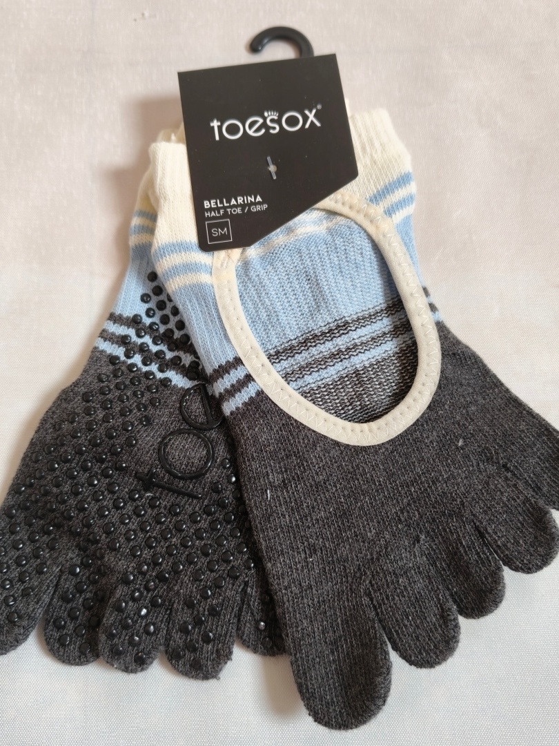 Toesox Yoga Five-Toe Socks Men - Medias Para Pilates Y Yoga 评论和价格