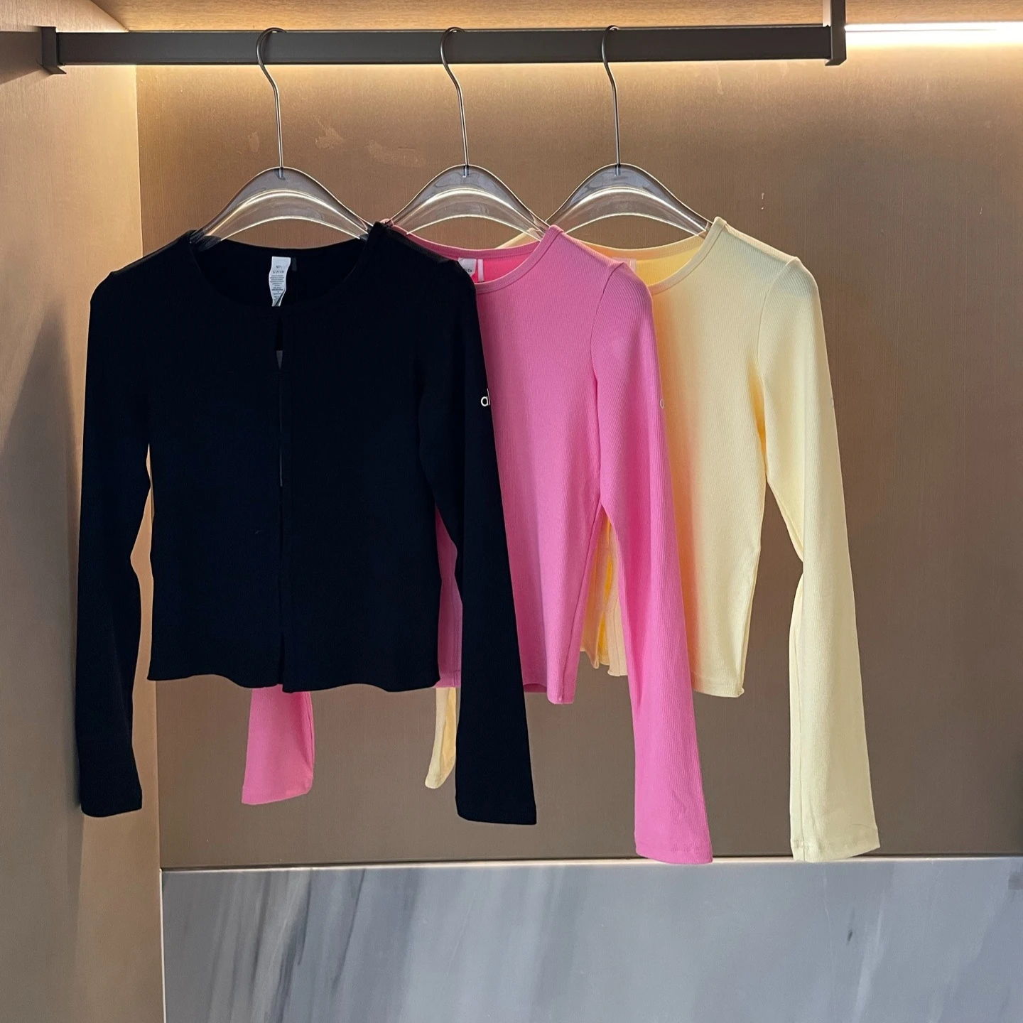 Women's Slim Fit Long Sleeve Y - Pilates & Yoga Vida 评论和价格